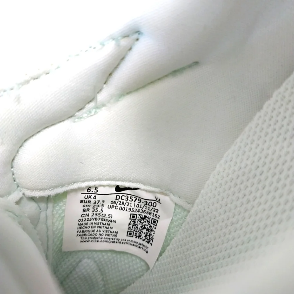Nike Fontanka Waffle Sneakers, Size 6.5|‎ EUR 37.5